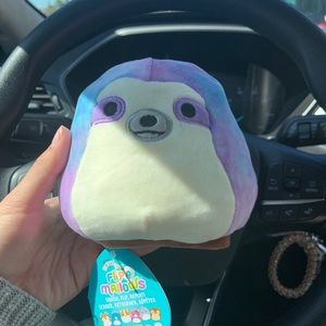 Squishmallow Flip a mallow Sharie and Hans